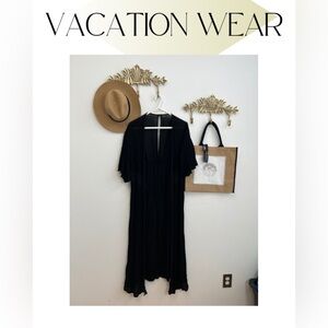 Vacation bathing suit cover up in black XL